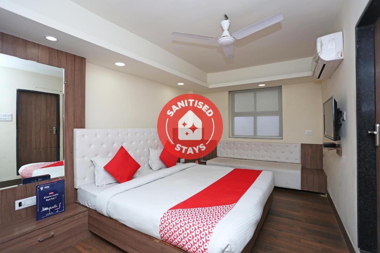 Oyo 4406 Hotel Arya Palace Bhopal Buitenkant foto